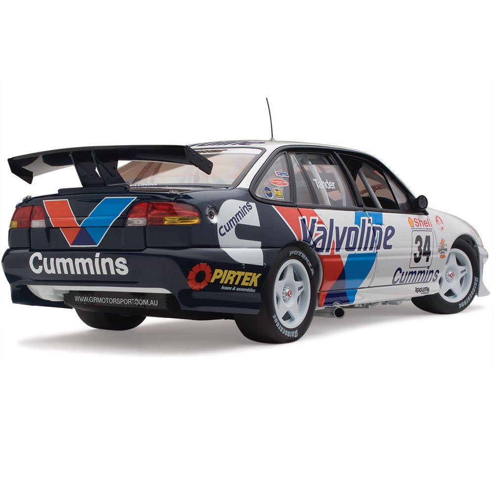 Classic Carlectables Holden VS Commodore, 1999 Calder Park Raceway Race 3 Winner, 1:18 Scale Diecast Model Car