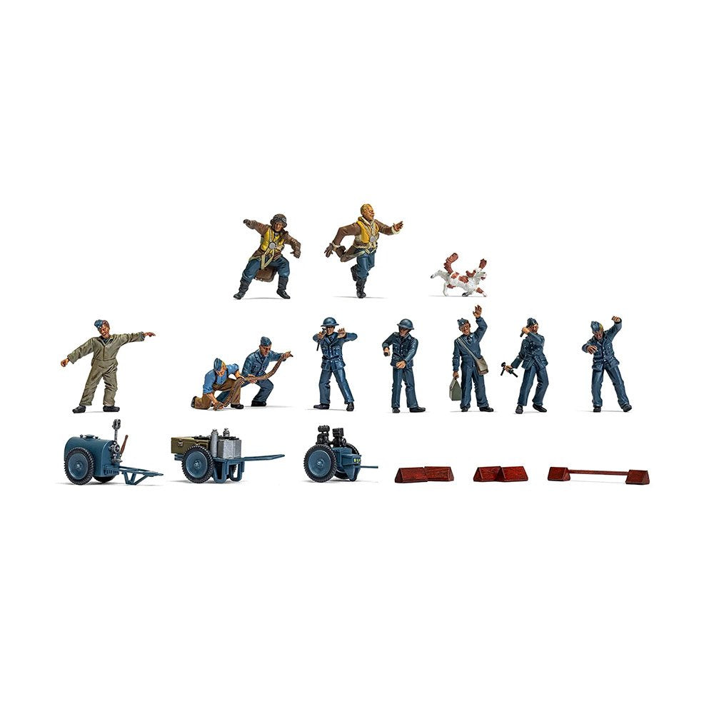 AIRFIX WWII RAF GROUND CREW, 1:48 Scale Model Kit