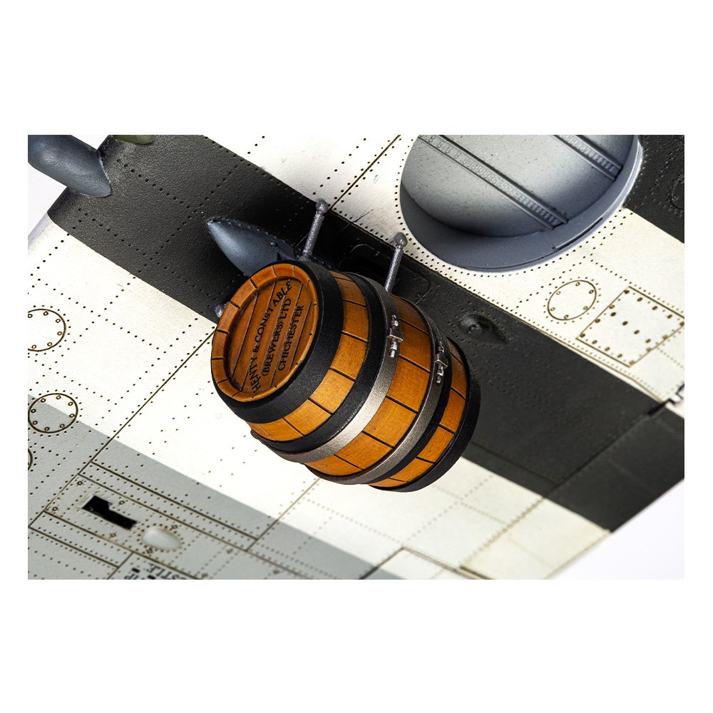 AIRFIX SUPERMARINE SPITFIRE MK.IXC - FLYING DRAY, 1:24 Scale Model Kit