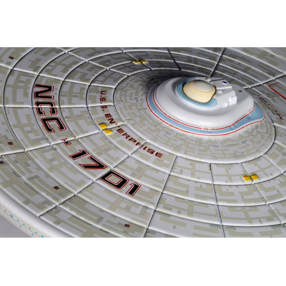 CORGI STAR TREK - U.S.S. ENTERPRISE NCC-1701 (THE WRATH OF KHAN) - Diecast Model with Stand