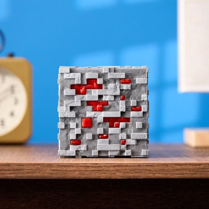MINECRAFT Redstone Ore Light