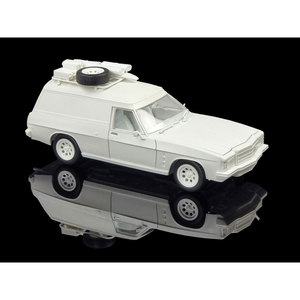 Max's HJ Holden Sandman Panelvan, 1:24 Scale Plastic Model Kit