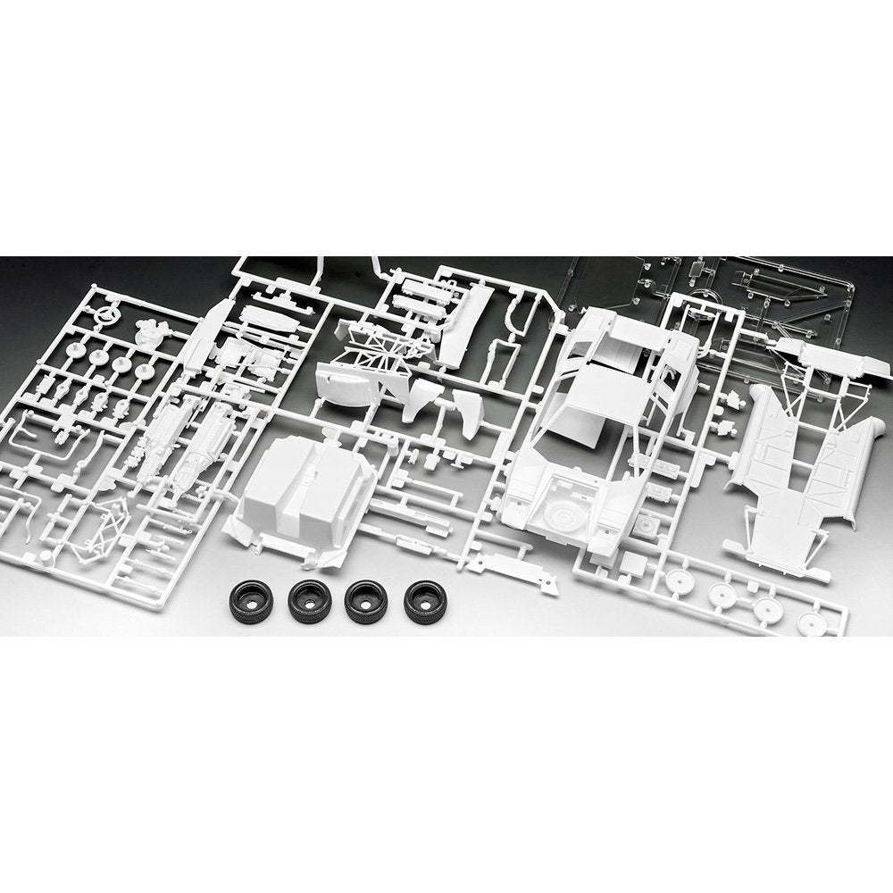 REVELL LAMBORGHINI COUNTACH LP500S, 1:24 Scale Model Kit