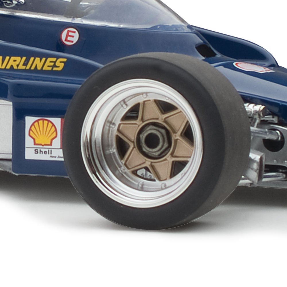 Classic Carlectables Lola T332 1974 Tasman Series Adelaide Round 8 3rd Place, 1:18 Scale Diecast Model Car
