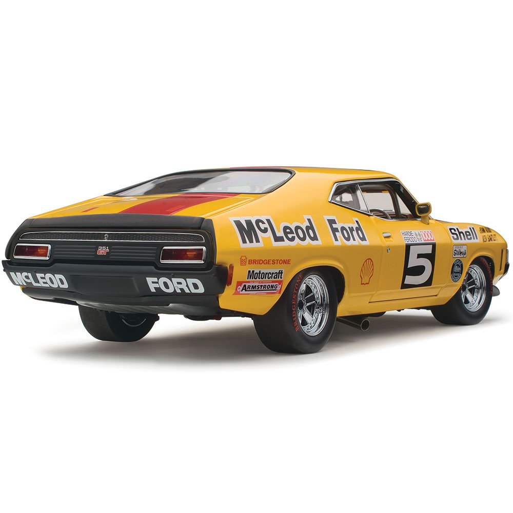 Classic Carlectables Ford XA Falcon GT Hardtop 1973 Bathurst, 1:18 Scale Diecast Model Car