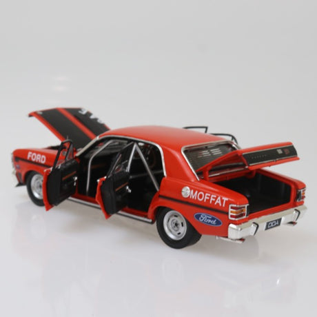 Ford GTHO #64E XW Moffat Bathurst Winner, 1:24 Scale Diecast Car