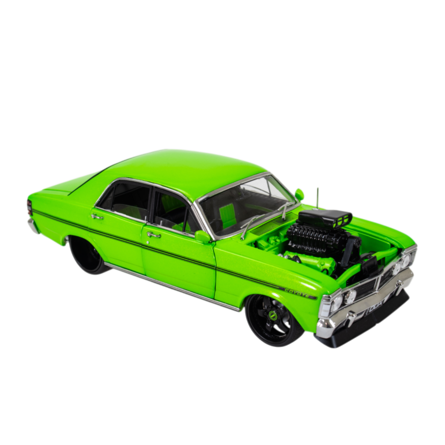 Green Ford XY GTHO Supercharged, 1:24 Scale Diecast Car