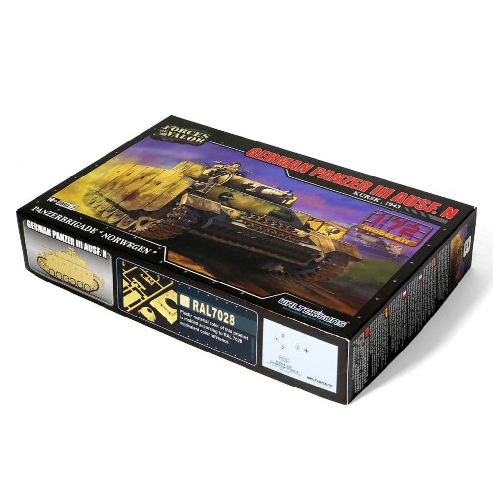 Waltersons, Forces of Valor, German Panzer III AUSF.N Tank, 1:72 Scale Model Kit